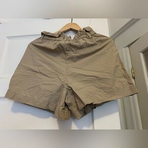 Paperbag short
